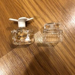 2 sample perfumes